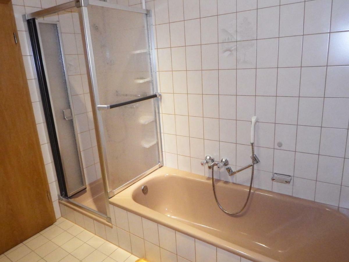 Nette Ferienwohnung Mit Eigenem Eingang Und Sonnenterrasse Идштайн Экстерьер фото