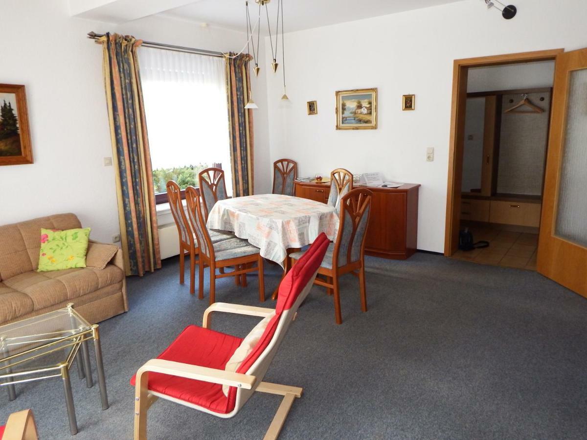 Nette Ferienwohnung Mit Eigenem Eingang Und Sonnenterrasse Идштайн Экстерьер фото